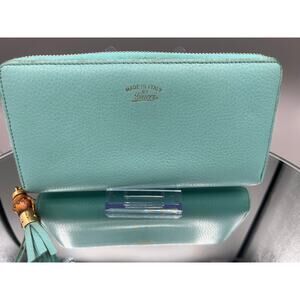 GUCCI Bmaboo Zip Around Wallet